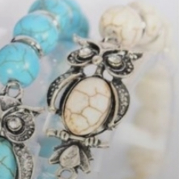 Owl Bracelet White Beaded 10 mm Semiprecious Stone Adjustable NEW - Picture 3 of 7